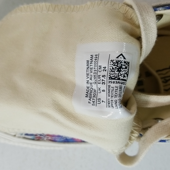 Converse Chuck Taylor All Star Floral Blue Purple Hi Top Sneakers 7 - Picture 13 of 13